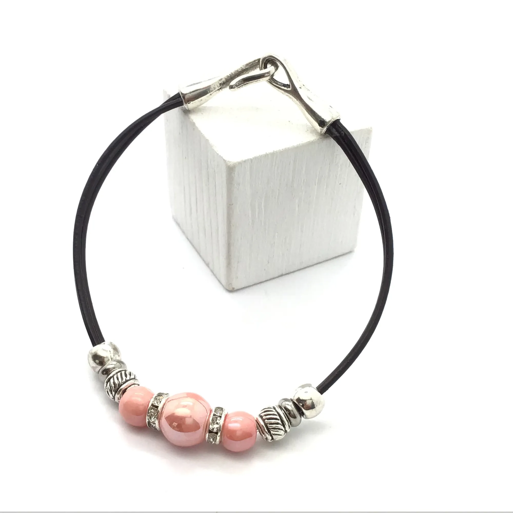Pulsera de cerámica ajustable
