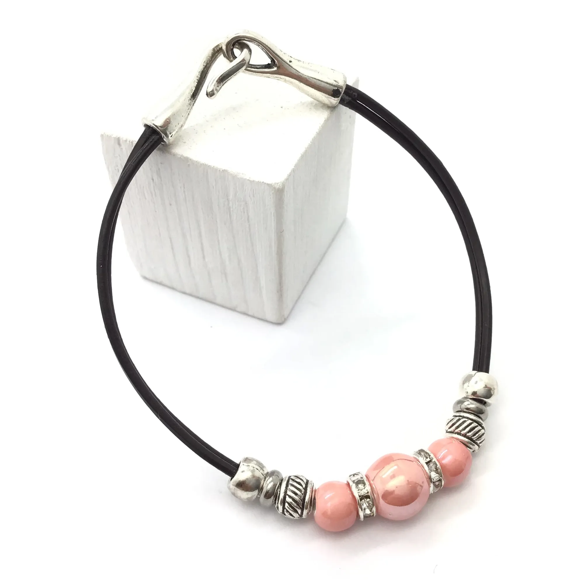 Pulsera de cerámica ajustable